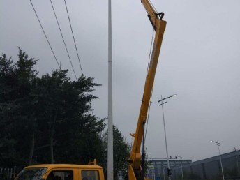 宜賓路燈車出租 登高作業(yè)車租賃 高縣升降平臺出租 珙縣高空車