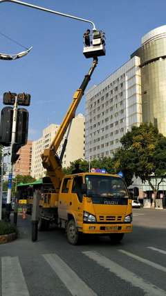 武漢高空車_武漢登高車_武漢云梯車_[廠家、價格]